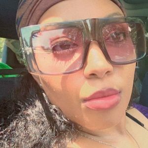 Meet your Posher, Ash